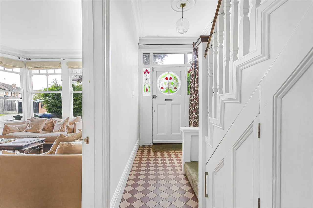 Queens Avenue, Whetstone, N20, photo 3
