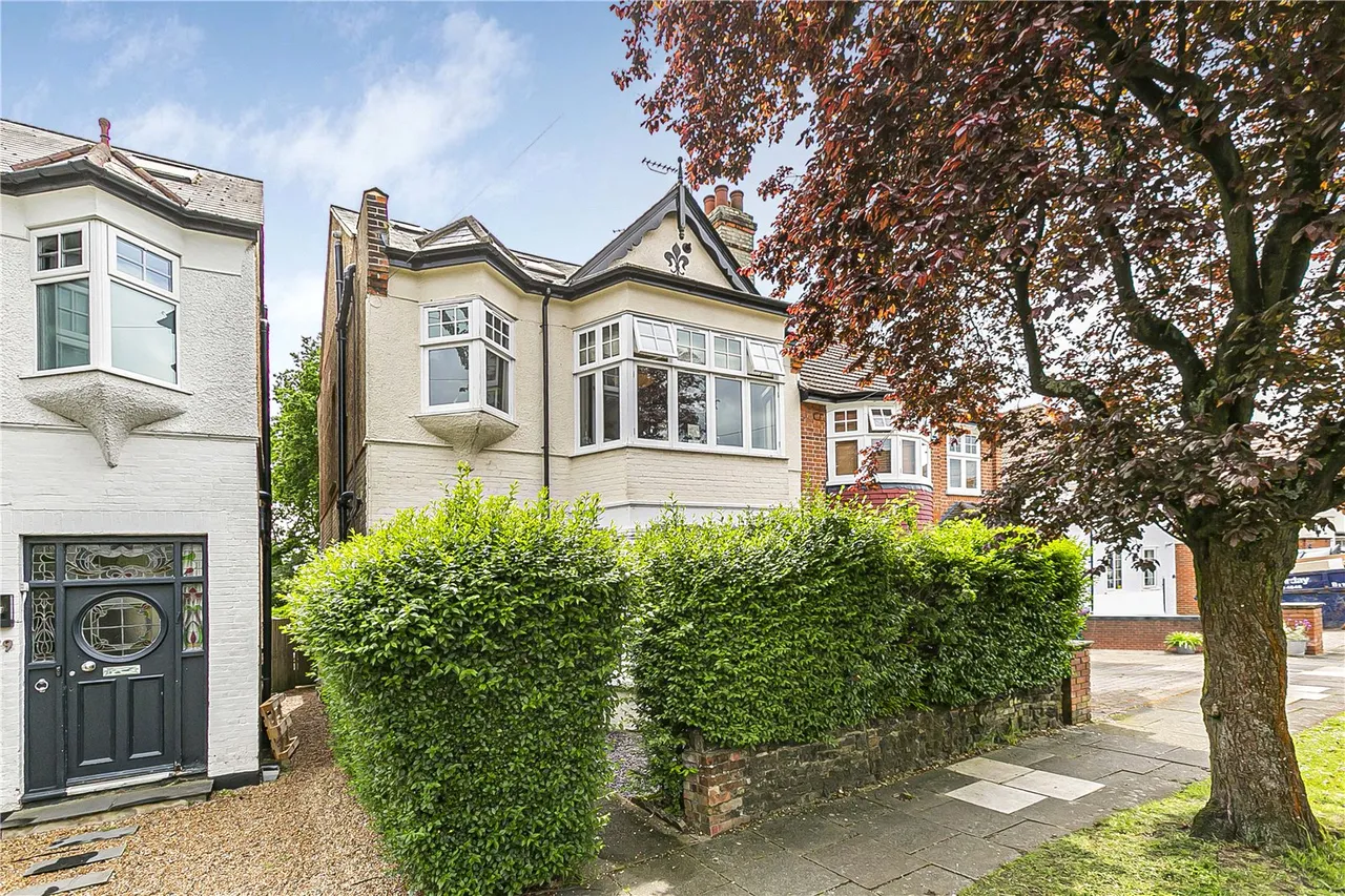 Queens Avenue, Whetstone, N20, photo 31