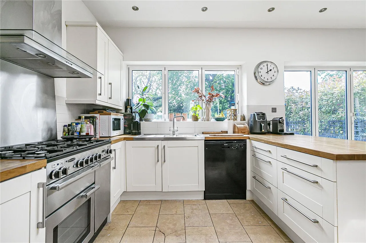 Queens Avenue, Whetstone, N20, photo 10