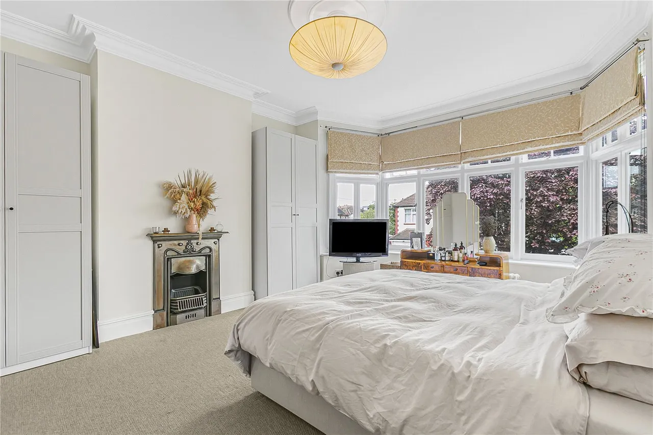 Queens Avenue, Whetstone, N20, photo 17