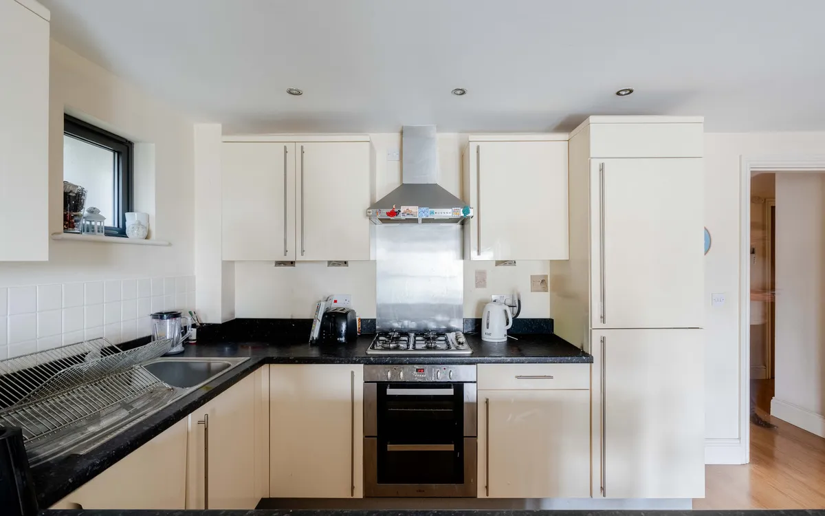 Ashley Apartments, St Andrews, BS7, photo 5