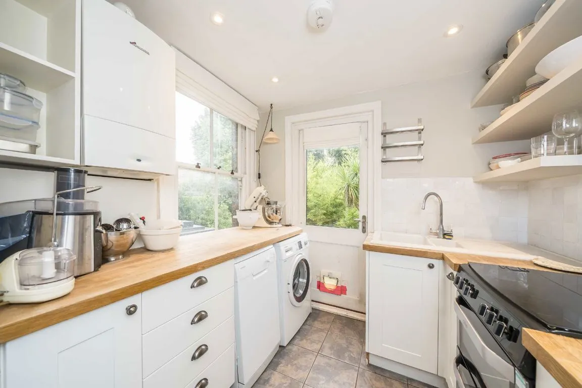 St. Margarets Road, TW1, photo 3