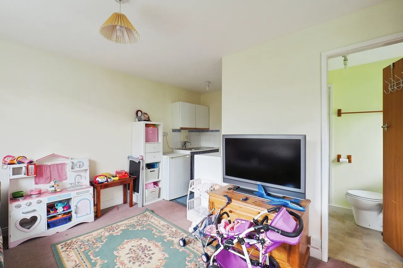 Clarkes Lane, Beeston, Nottingham, Nottinghamshire, NG9, photo 30