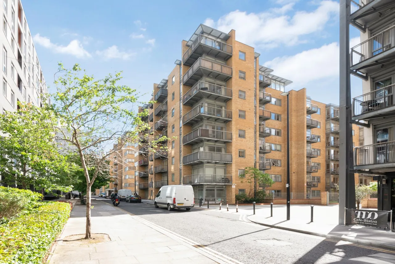Cassilis Road, london, E14, photo 17