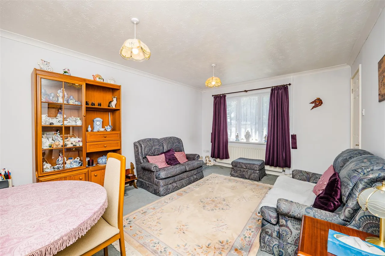 Enfield Drive, Barry, CF62 8NU, photo 6