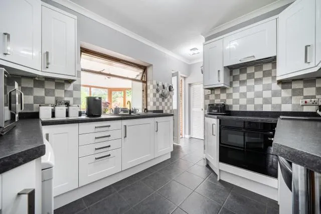 Abingdon Road, Standlake, OX29, photo 3