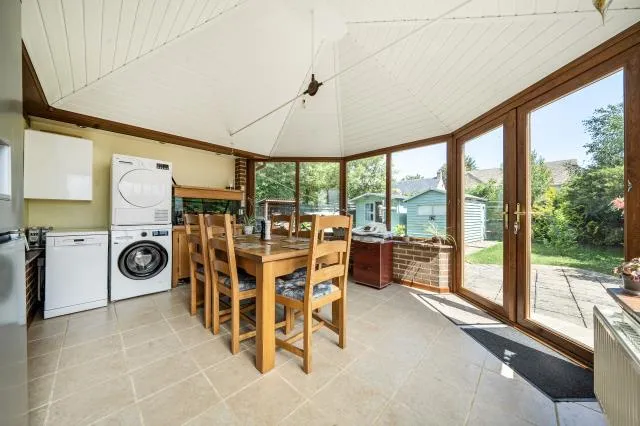 Abingdon Road, Standlake, OX29, photo 6