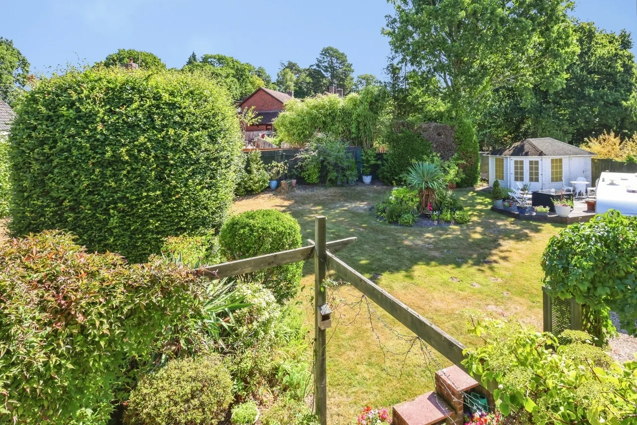 Poole Road, Lytchett Matravers, BH16, photo 32