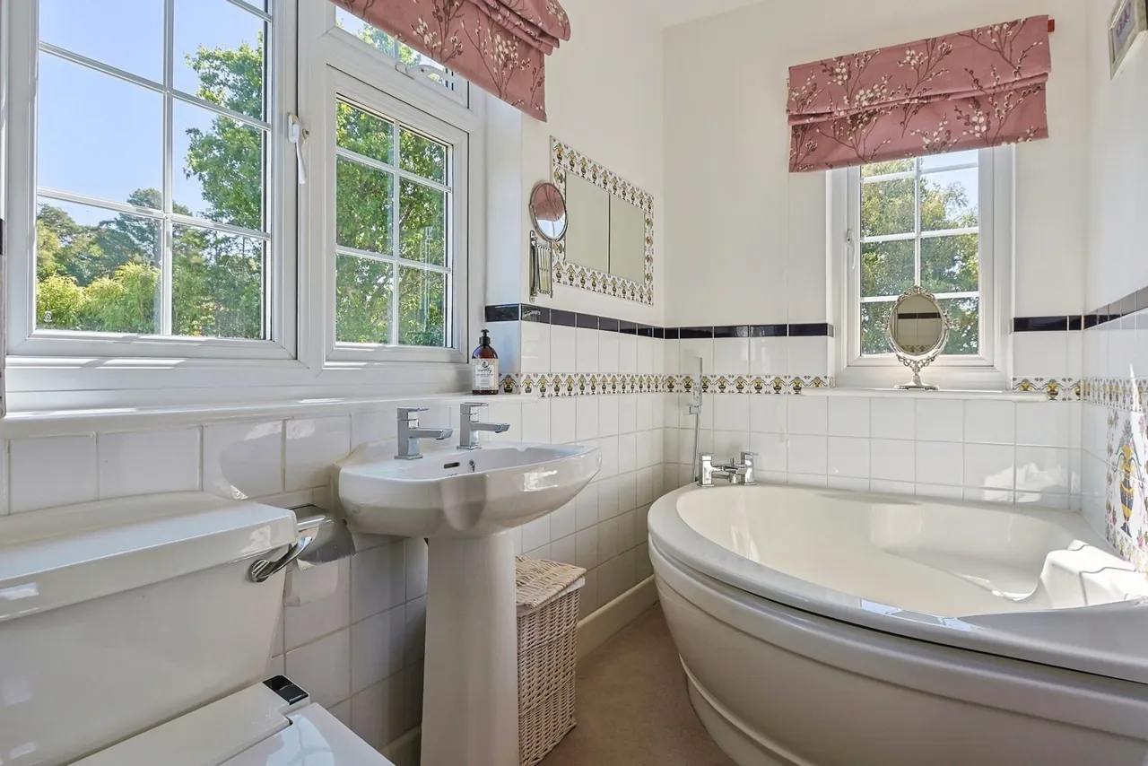 Poole Road, Lytchett Matravers, BH16, photo 24
