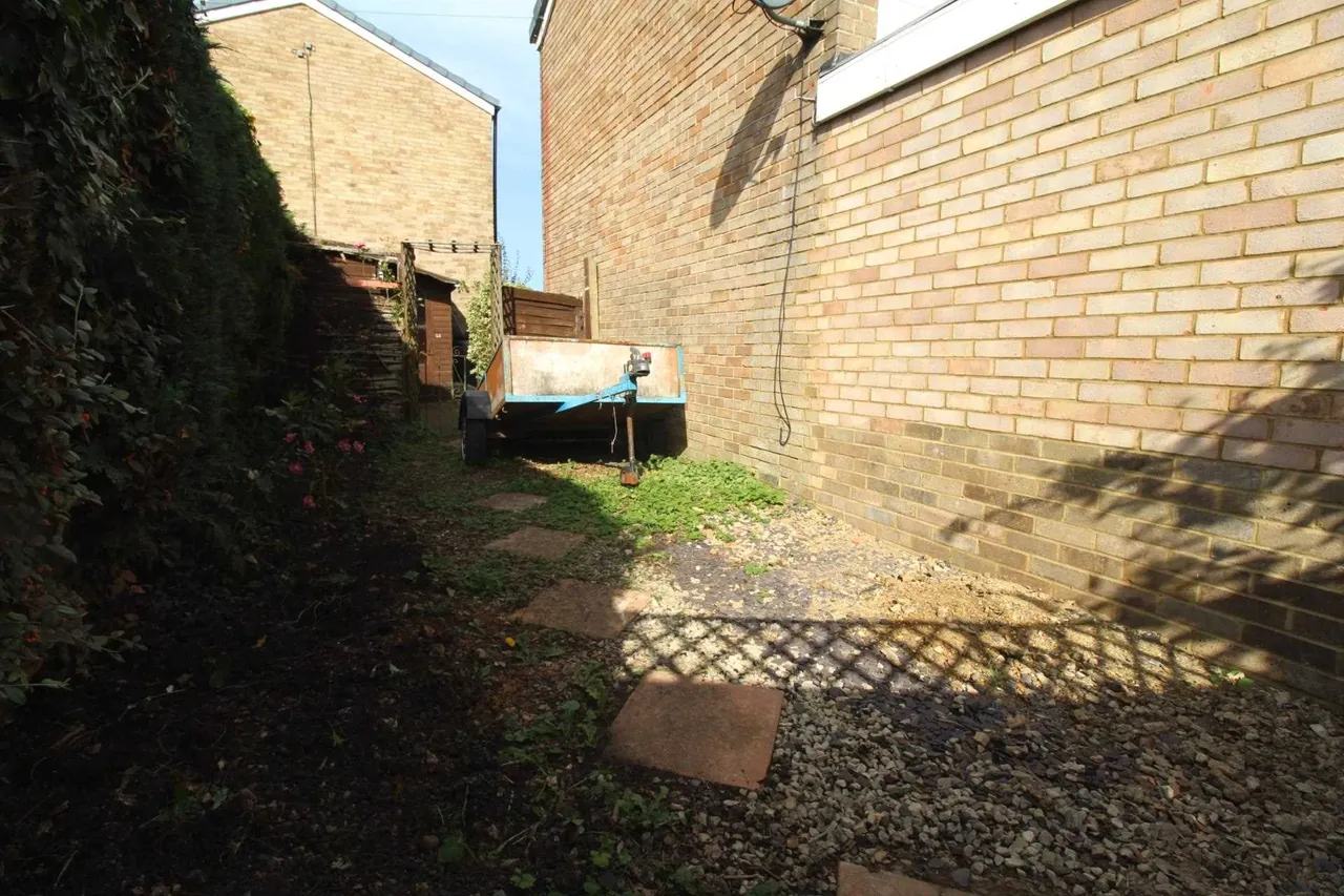 Widdenton View, Lane End, HP14 3EB, photo 10