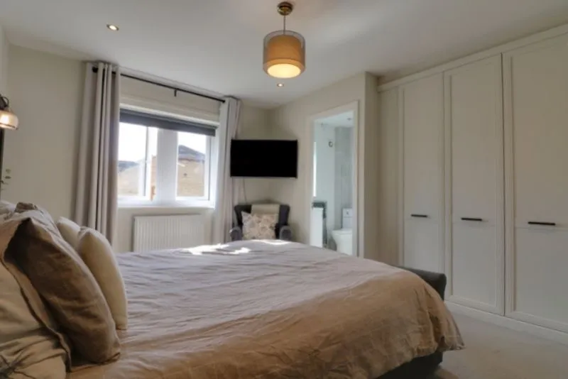 Richmond Park Avenue, Liversedge, WF15, photo 11