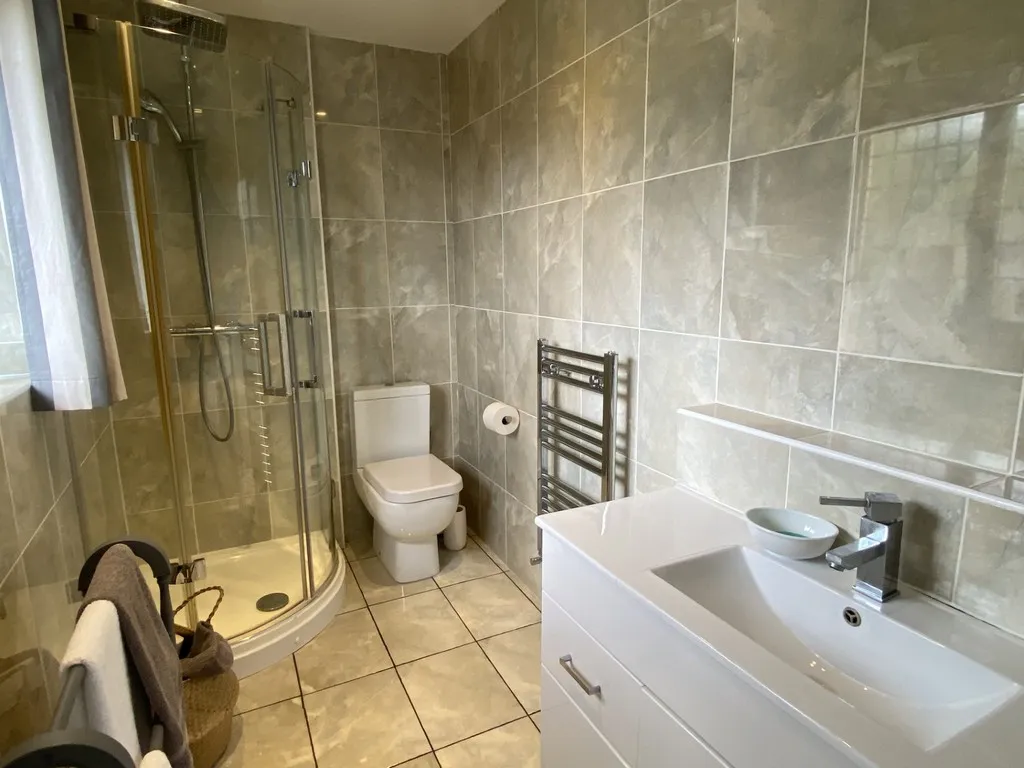 Everglade Road, Priorslee, photo 12