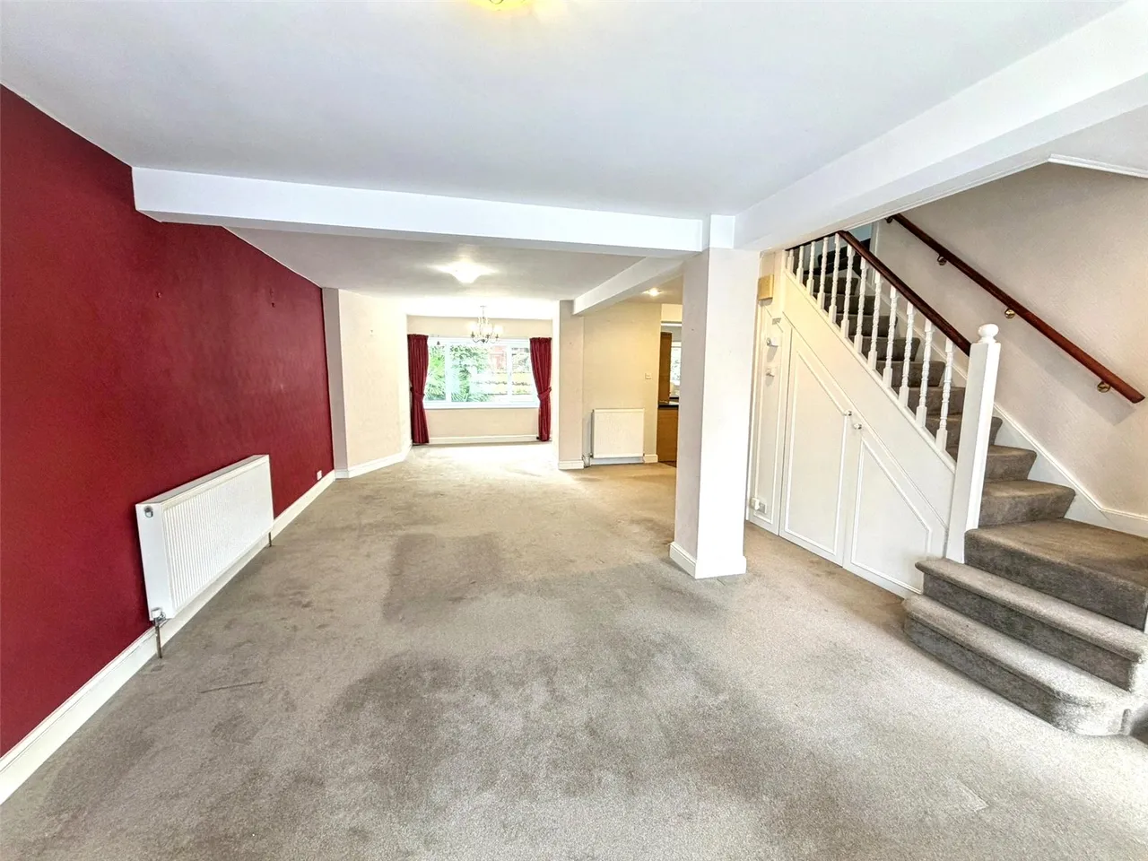 Lonsdale Drive, Oakwood, Enfield, Greater London, EN2 7LS, photo 2
