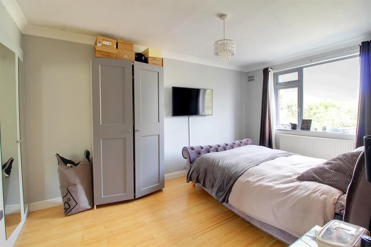 Hill Court, Hill Rise, Potters Bar EN6 2RP, photo 3