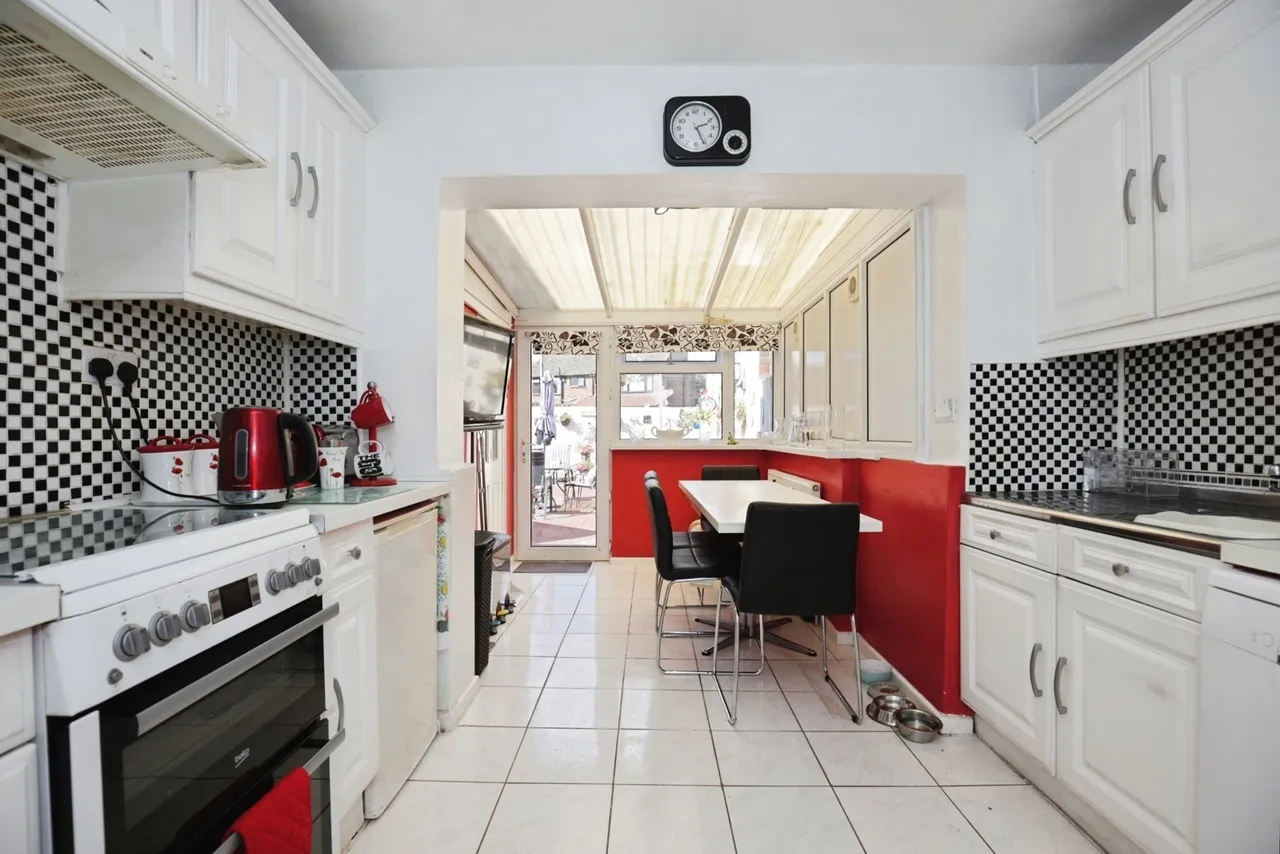 Johnson Road, Bedworth, Warwickshire, CV12, photo 3