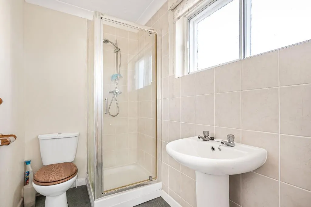 St. James Close, Stretham, CB6, photo 16