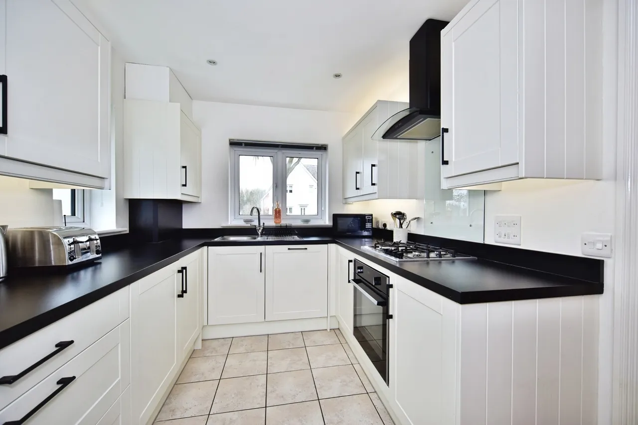 New Hythe Lane, Larkfield, ME20, photo 5