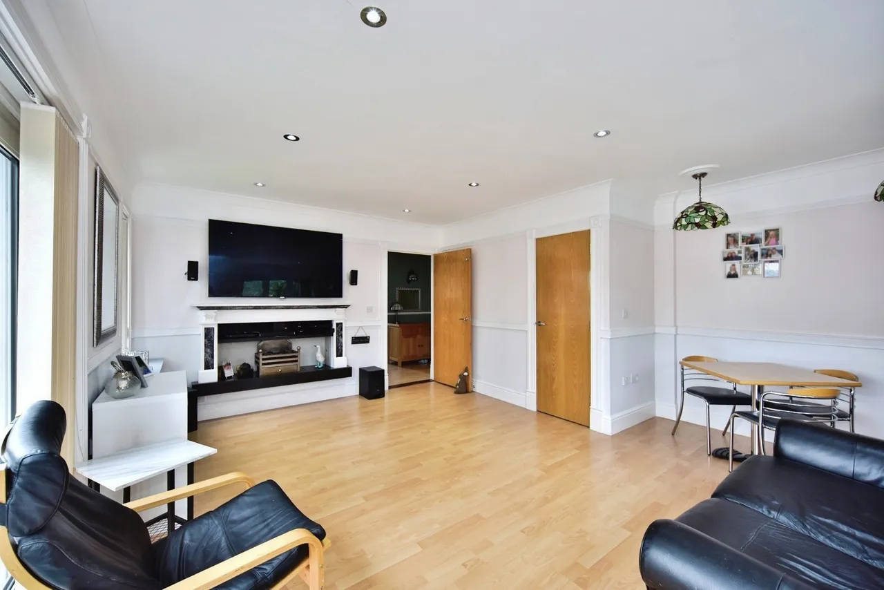 New Hythe Lane, Larkfield, ME20, photo 12