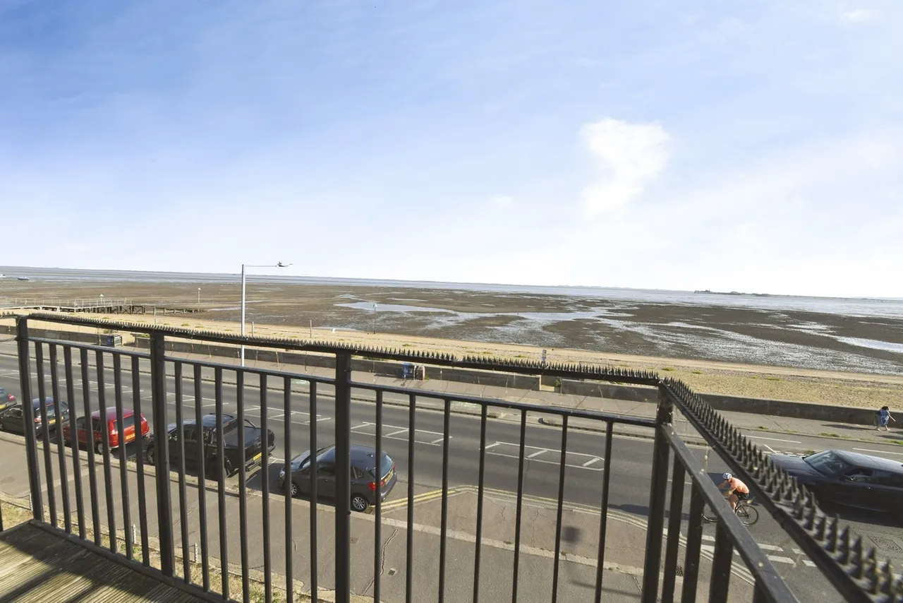 Eastern Esplanade, Southend-on-Sea, Essex, SS1, photo 2