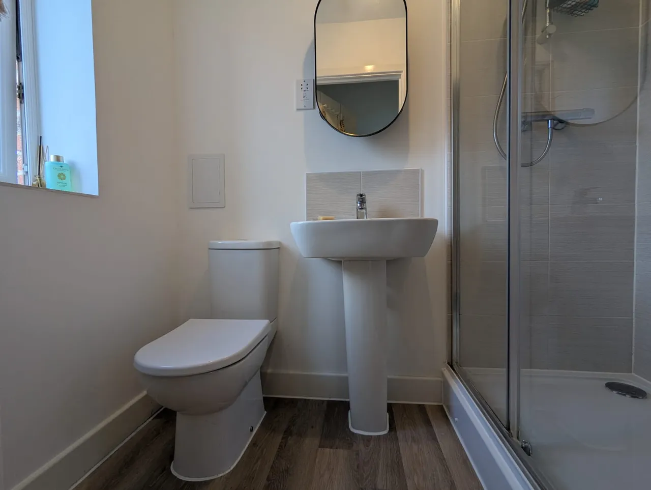 Reigate and Banstead, RH1, photo 9
