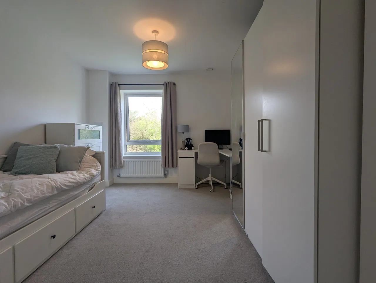 Reigate and Banstead, RH1, photo 10
