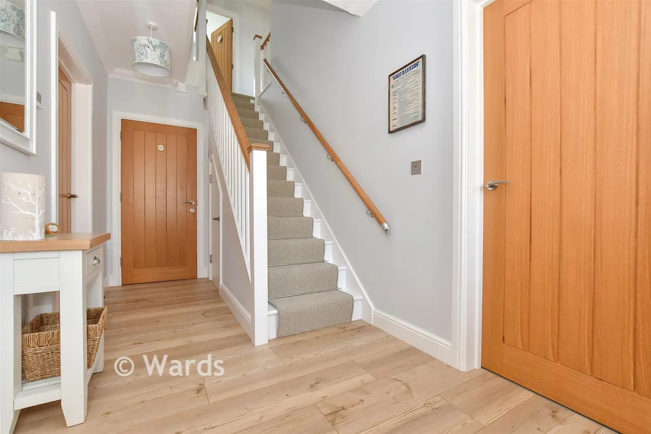 St. Crispin Close, Worth, CT14, photo 17
