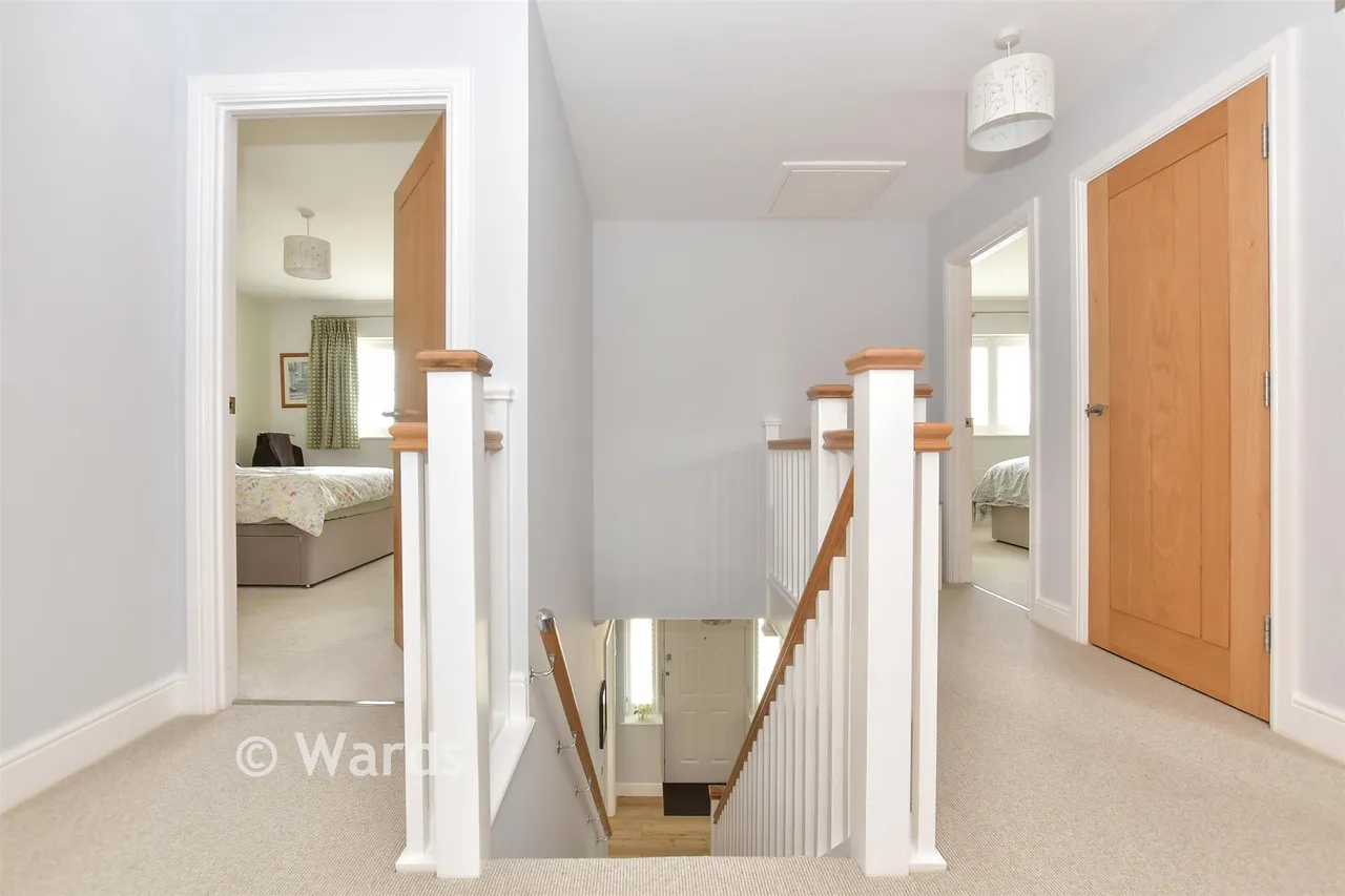 St. Crispin Close, Worth, CT14, photo 20