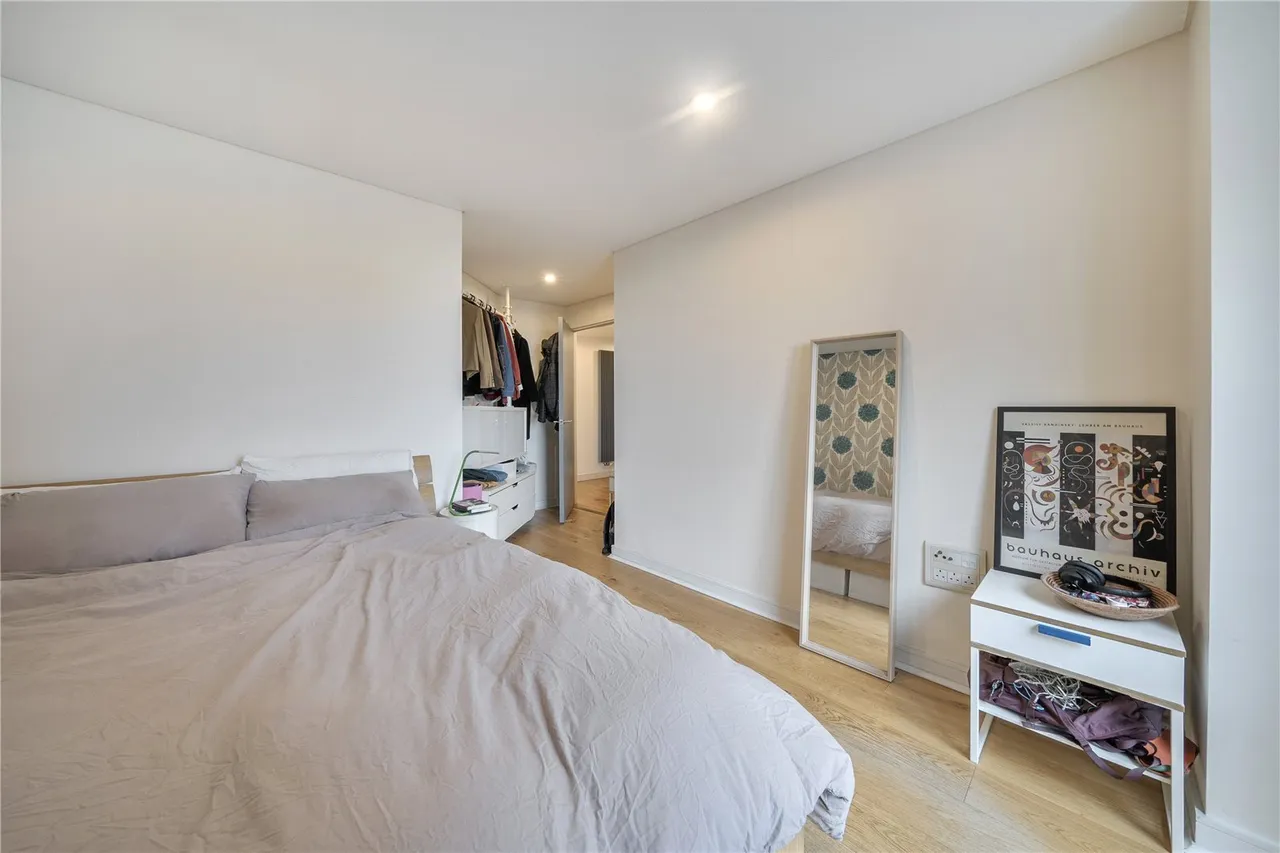 Bermondsey Square, London, SE1, photo 12