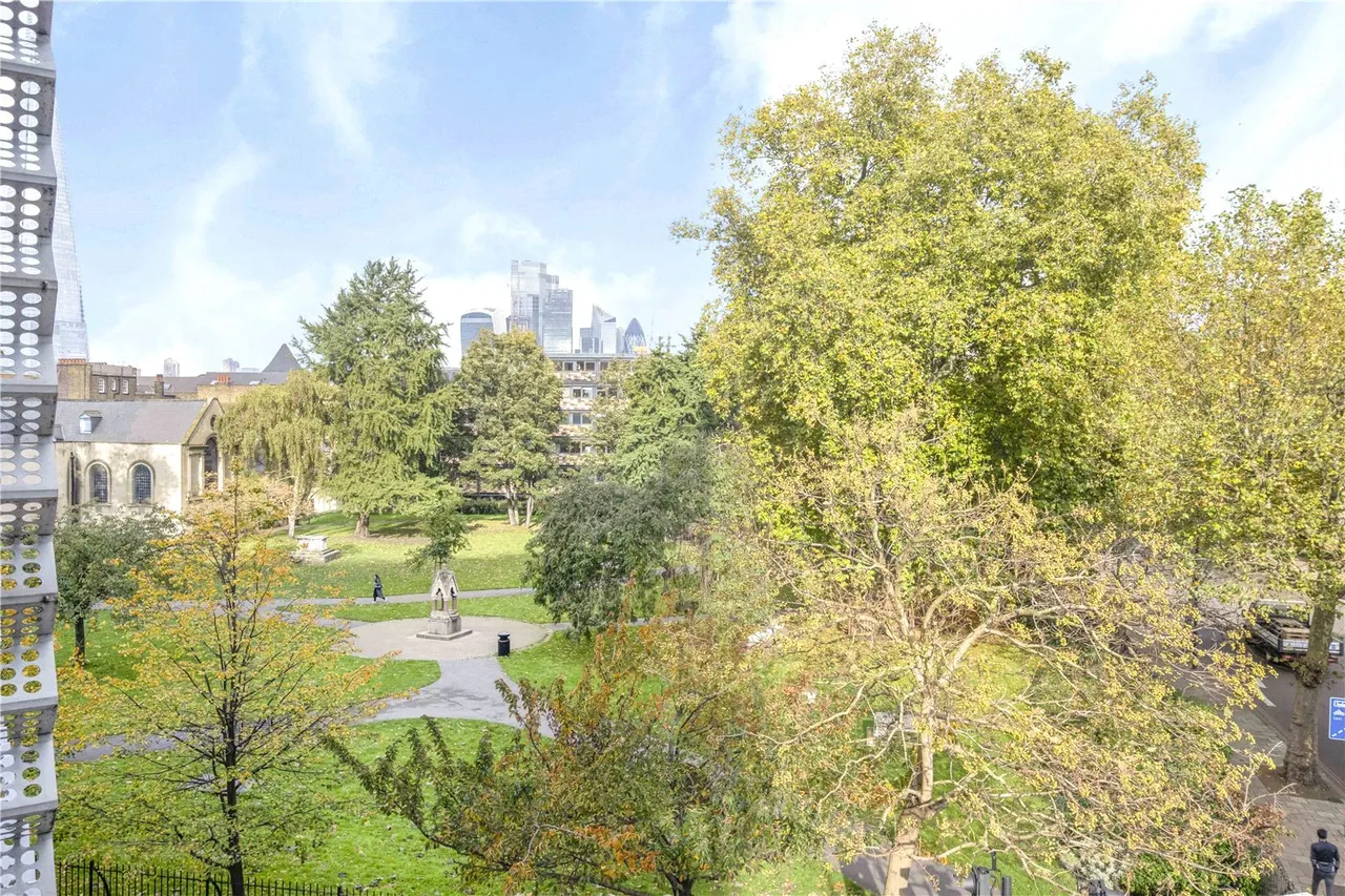 Bermondsey Square, London, SE1, photo 20