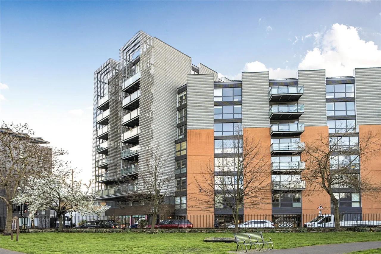 Bermondsey Square, London, SE1, photo 19
