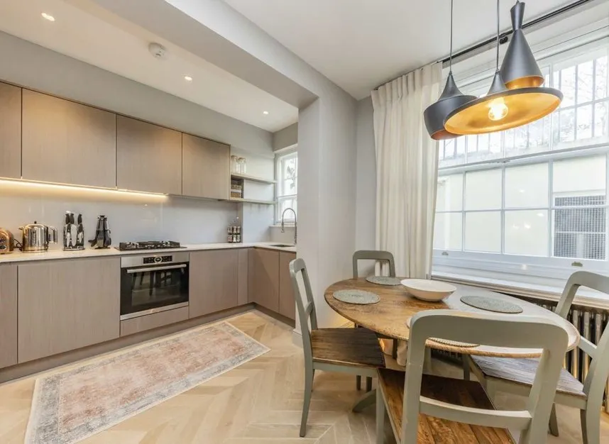 Warwick Square, Pimlico, SW1V, photo 3