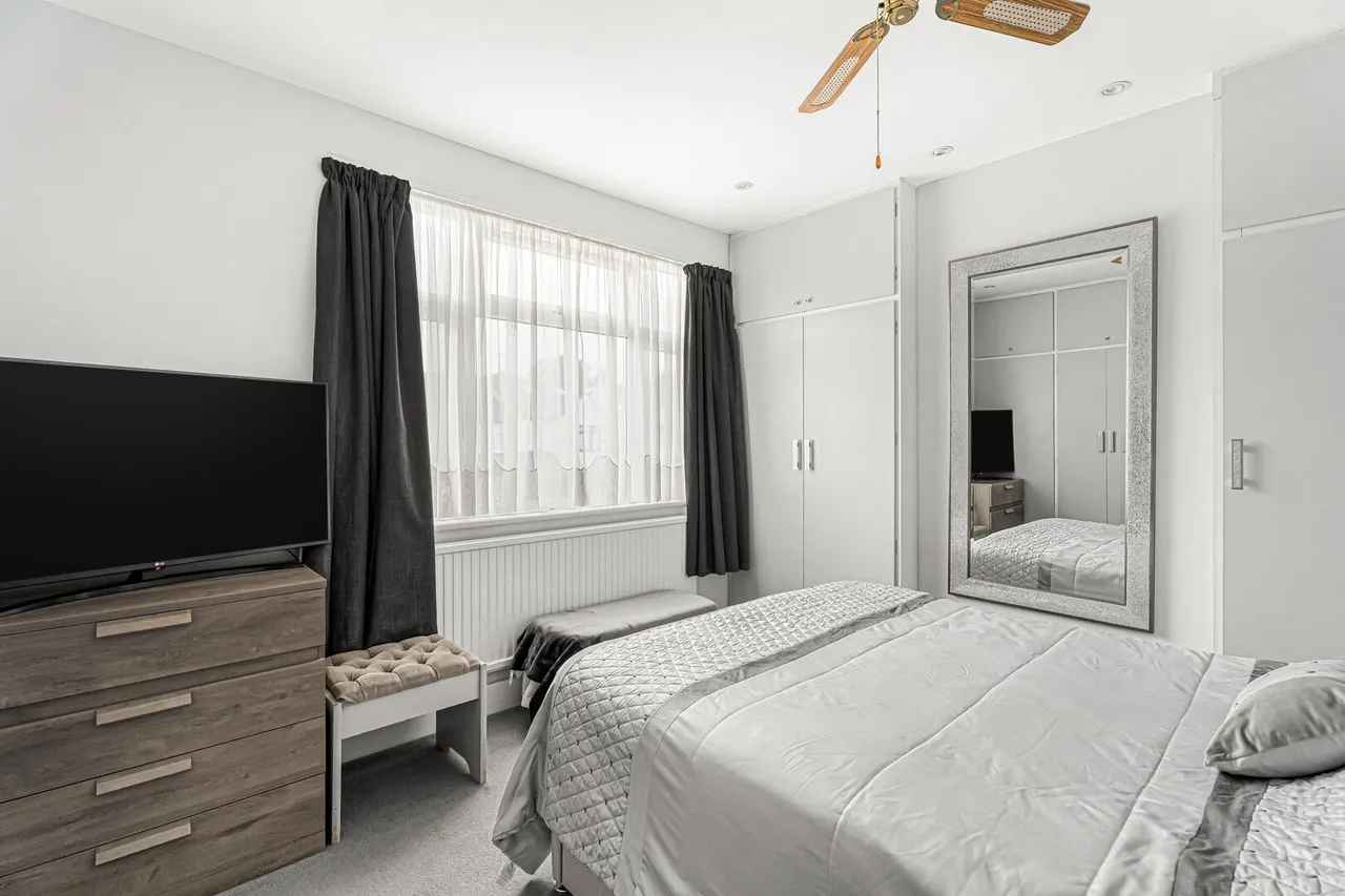 Pembroke Avenue, Enfield, EN1, photo 8