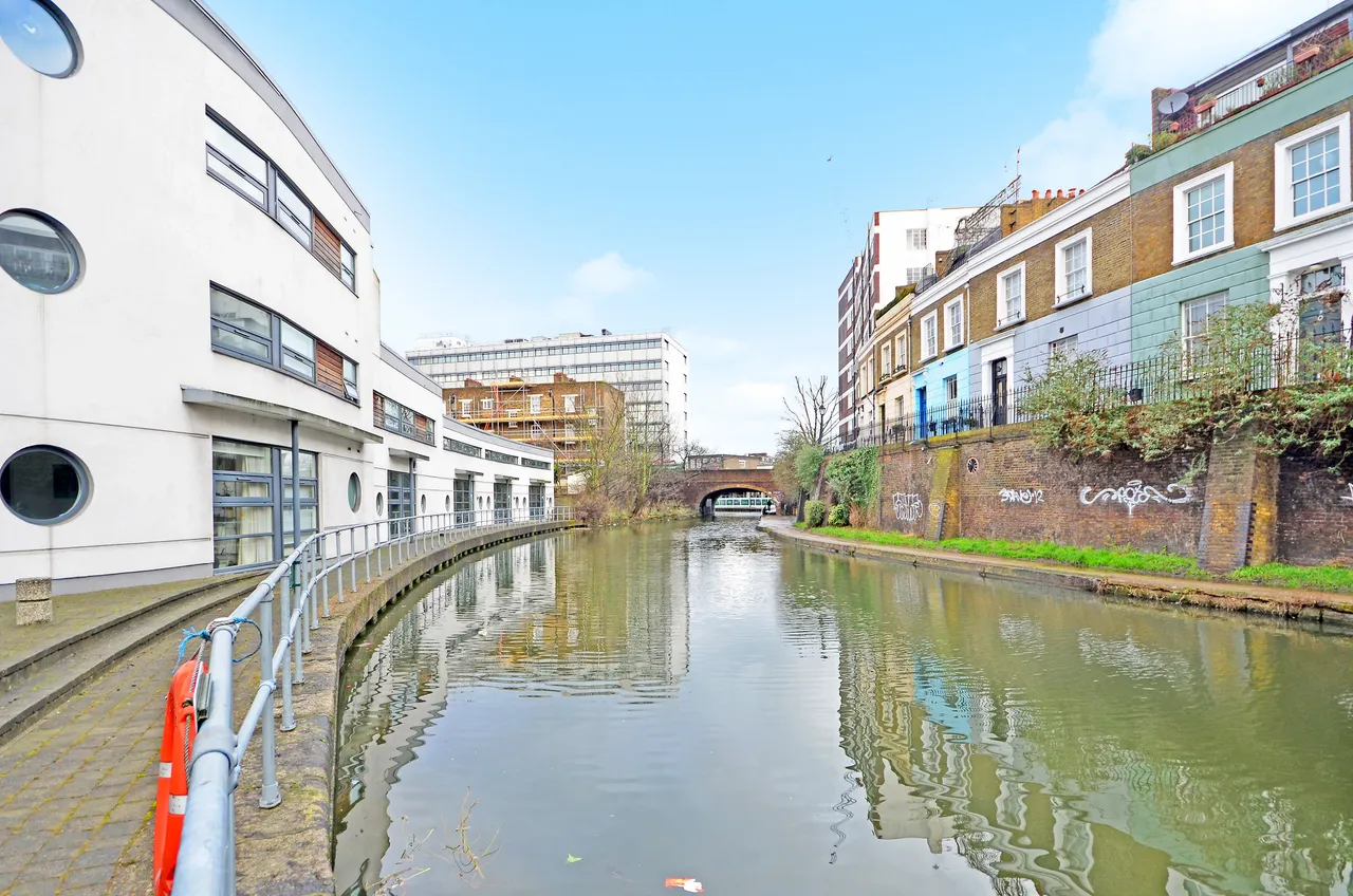 7 Lawfords Wharf, Lyme Street, London, photo 5