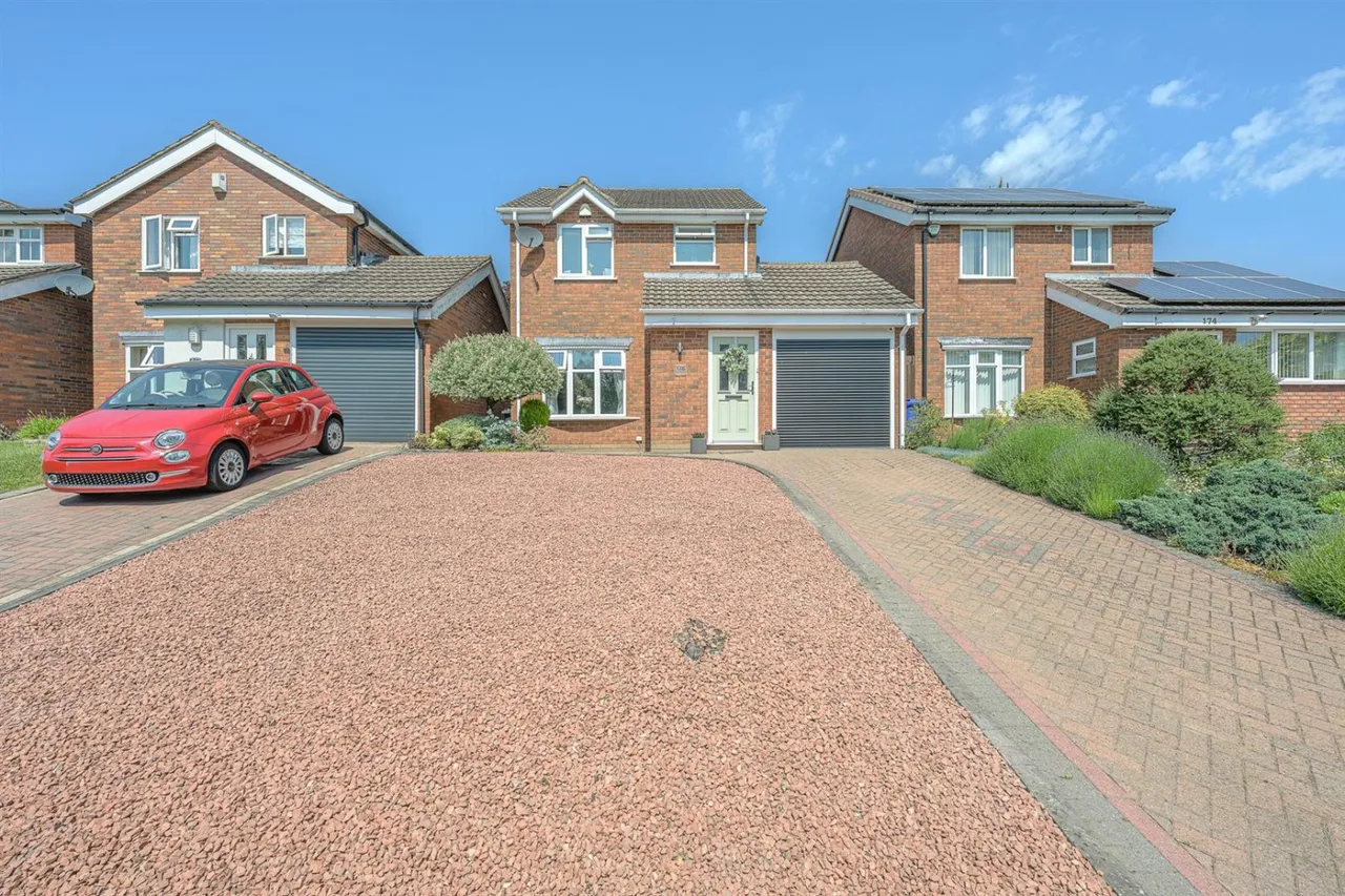 3 bed house for sale — Stamford Road, Brierley Hill, DY5 2QD