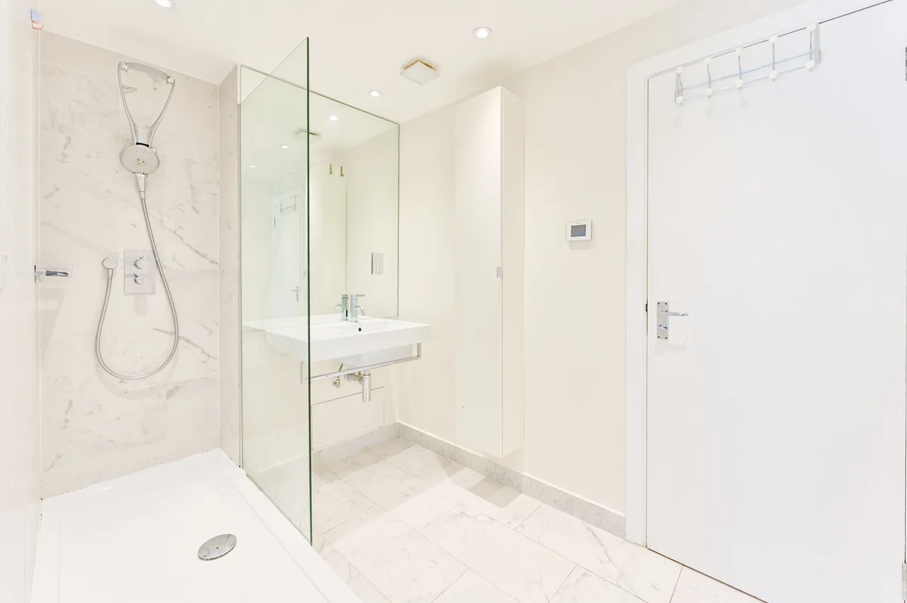 Flat 7, 89 Piccadilly, London, photo 5