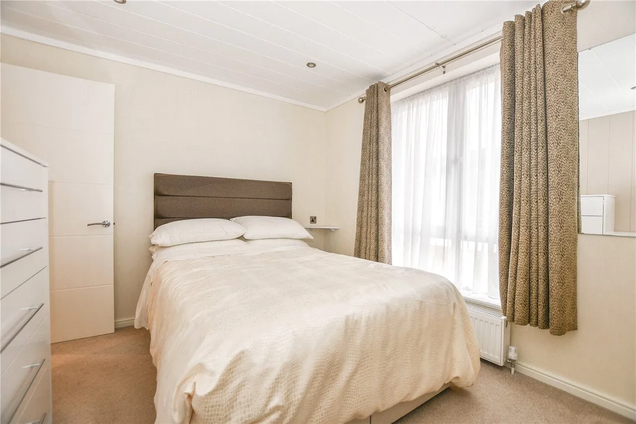 Pinewood Caravan Park, Wokingham, RG40, photo 8