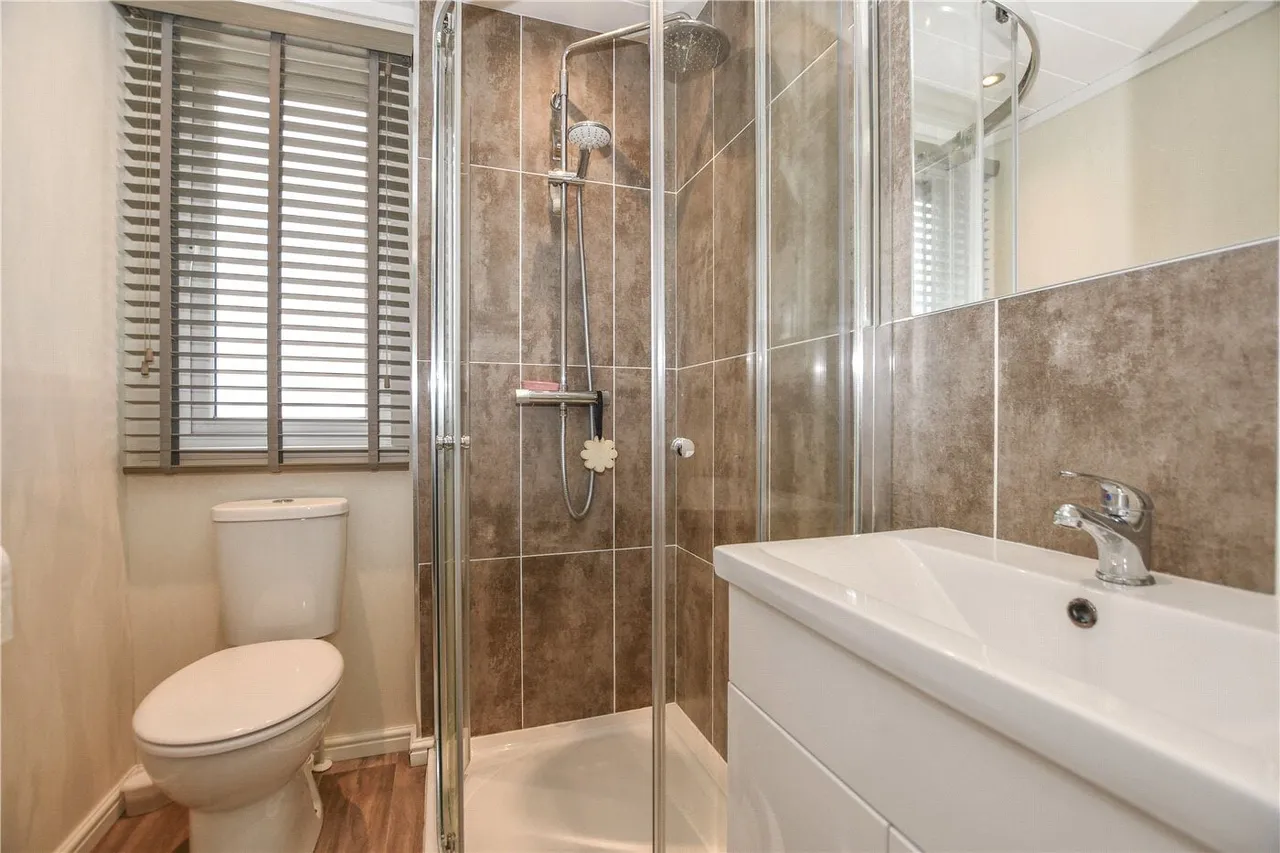 Pinewood Caravan Park, Wokingham, RG40, photo 10