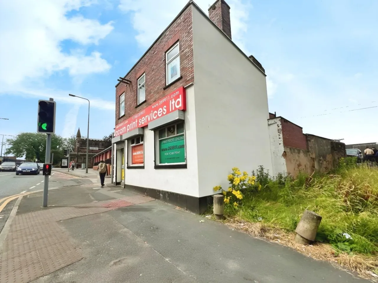 7 bed accommodation for sale — Leigh Road, Leigh