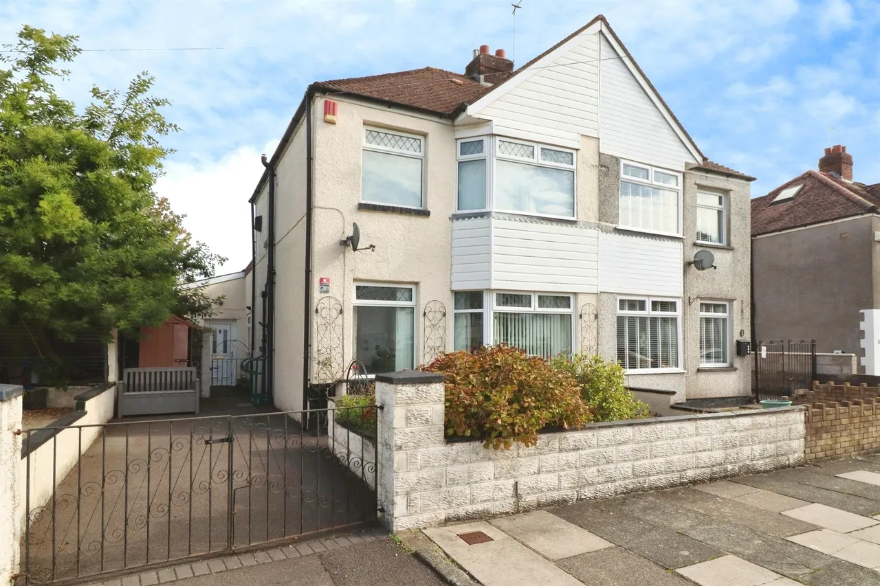 4 bed house for sale, Wroughton Place, Fairwater, CF5