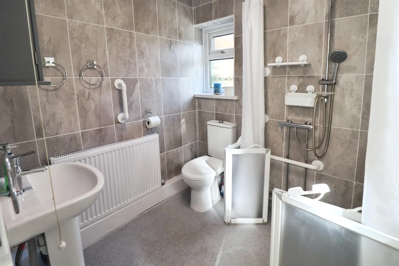 Wroughton Place, Fairwater, CF5, photo 11