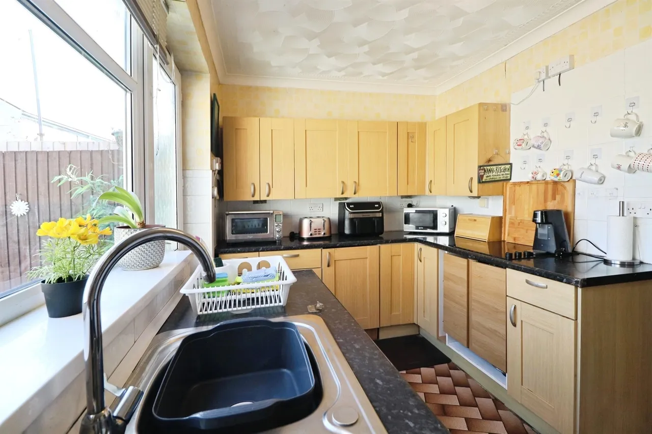 Wroughton Place, Fairwater, CF5, photo 5