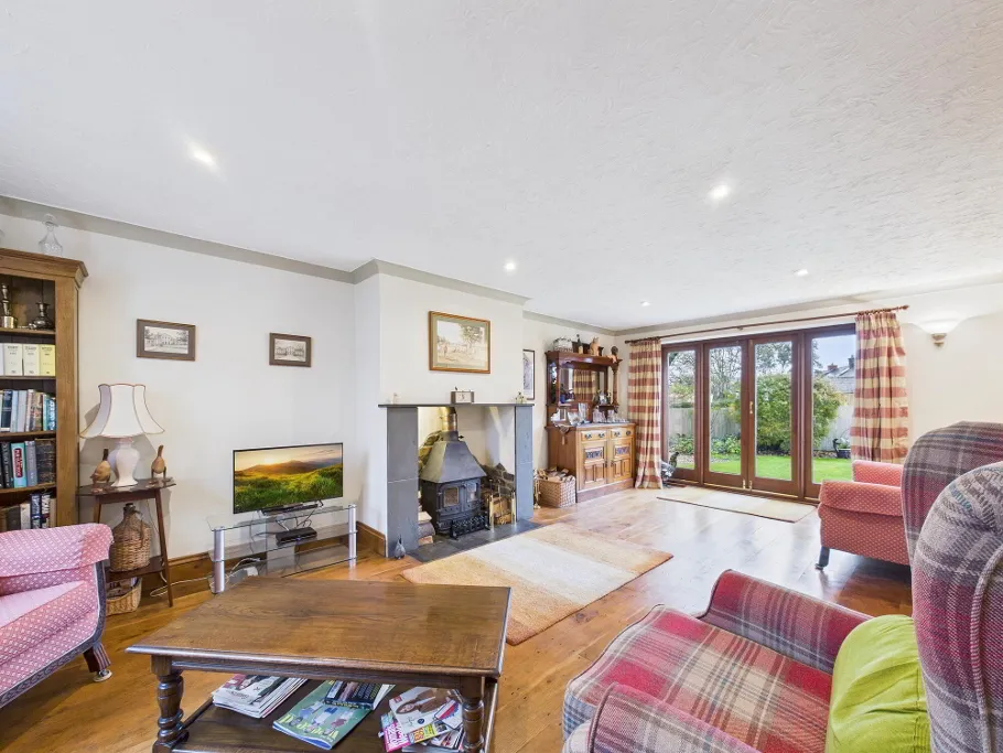 East Street, Sheepwash, EX21, photo 6