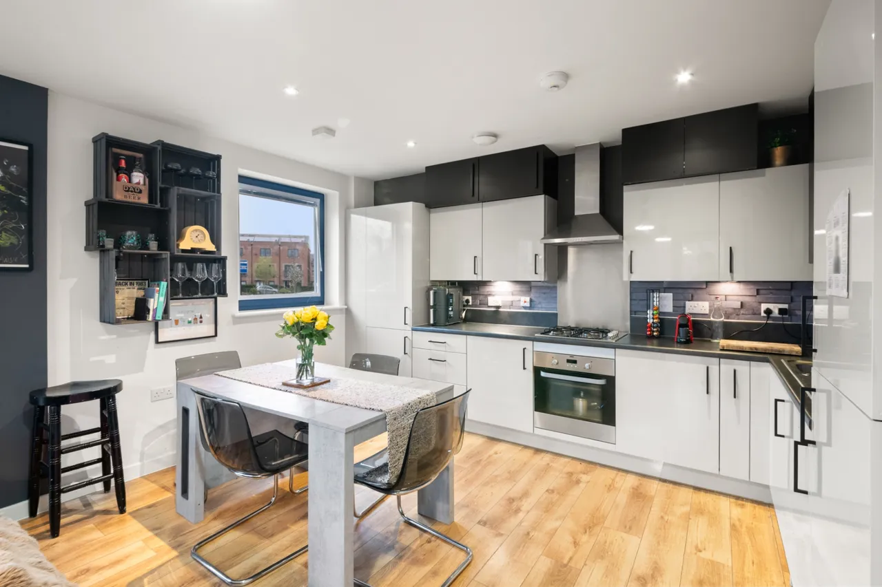 Havelock Road, Southall, UB2 4GG, photo 2