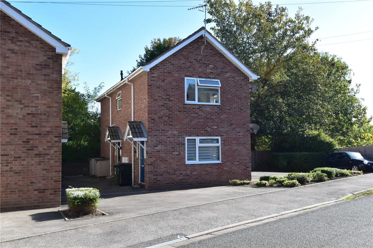 2 bed flat for sale — Winslow Avenue, Droitwich, Worcestershire, WR9 8PU