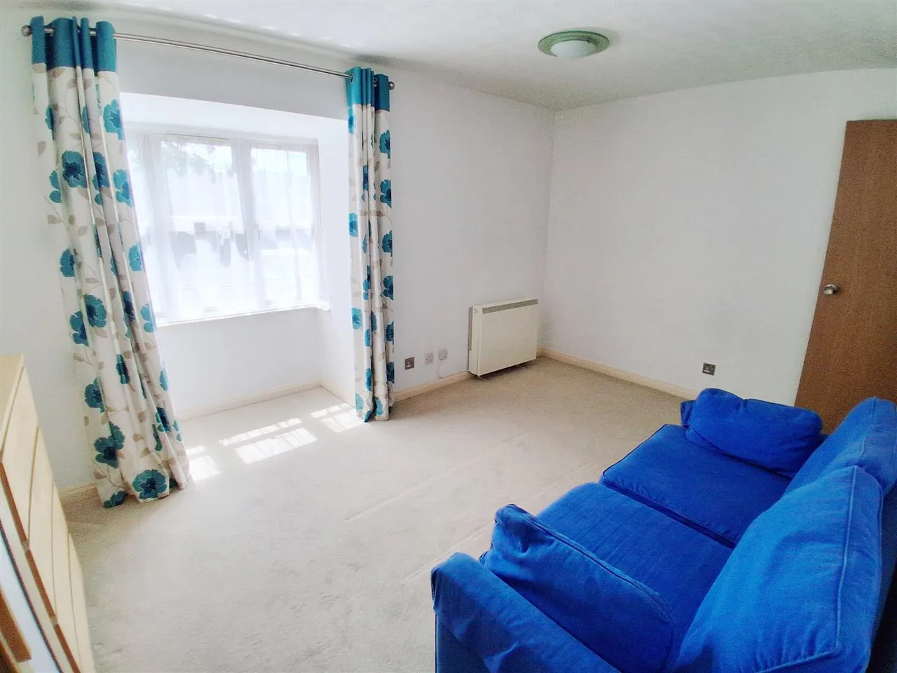 Heatherwood Drive, Hayes, photo 5
