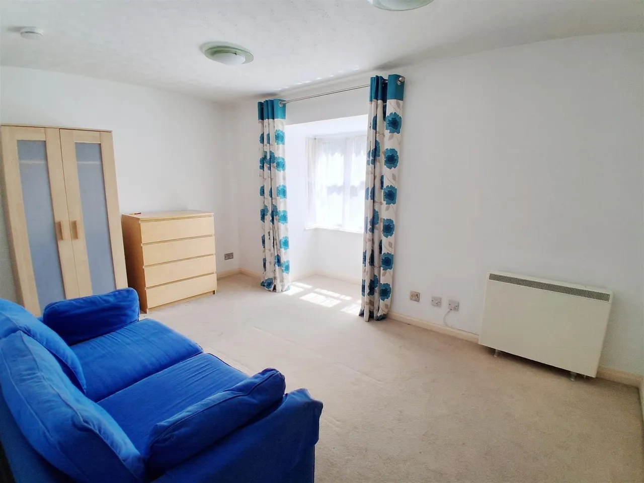 Heatherwood Drive, Hayes, photo 2