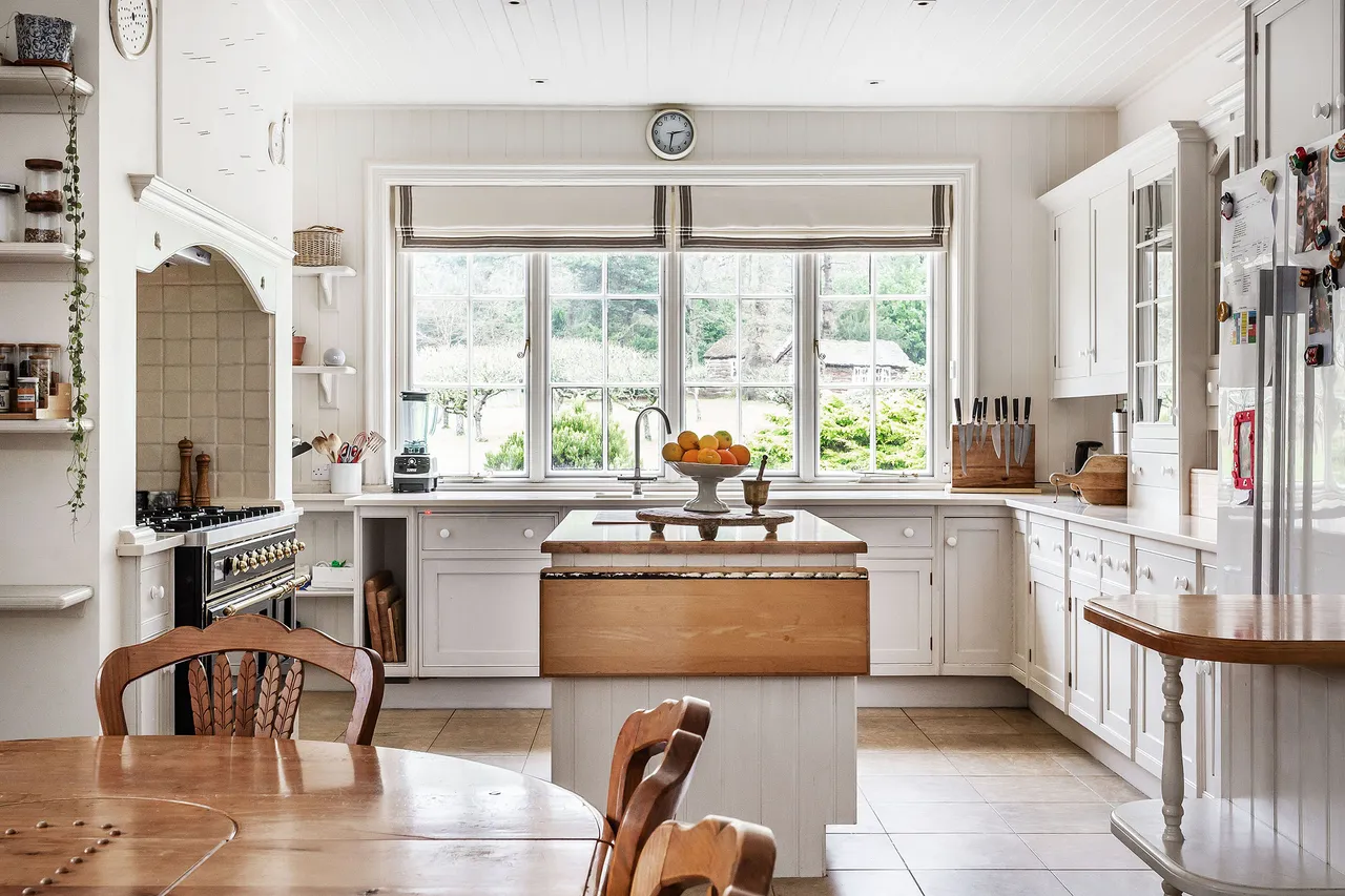 Priors Hatch Lane, Godalming, GU7, photo 6