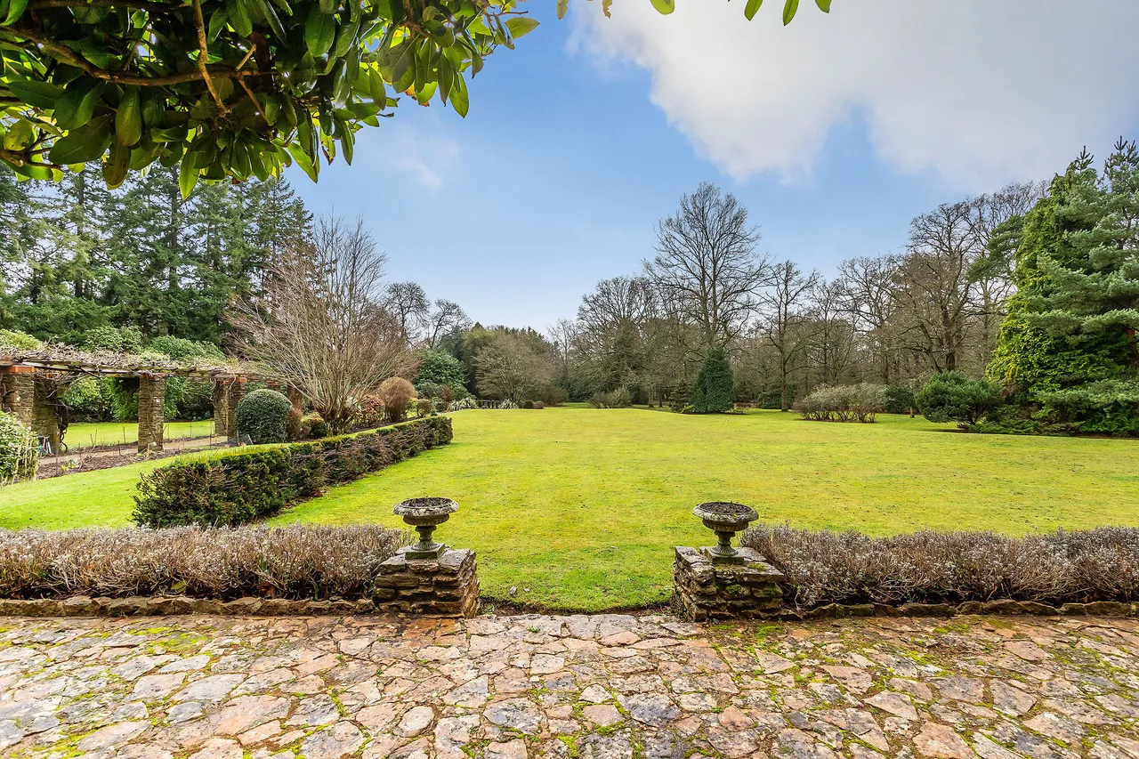 Priors Hatch Lane, Godalming, GU7, photo 9