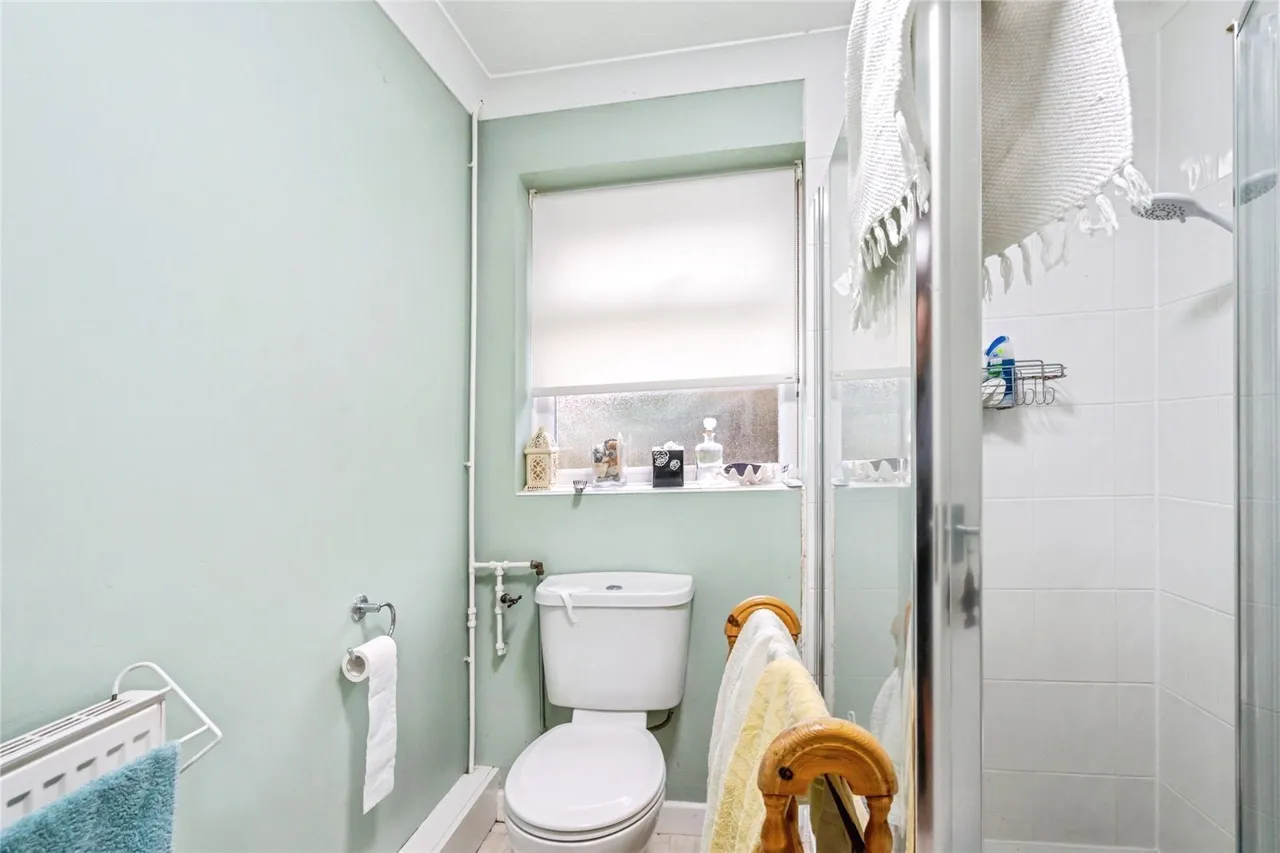 Bell Lane, Birdham, PO20, photo 12