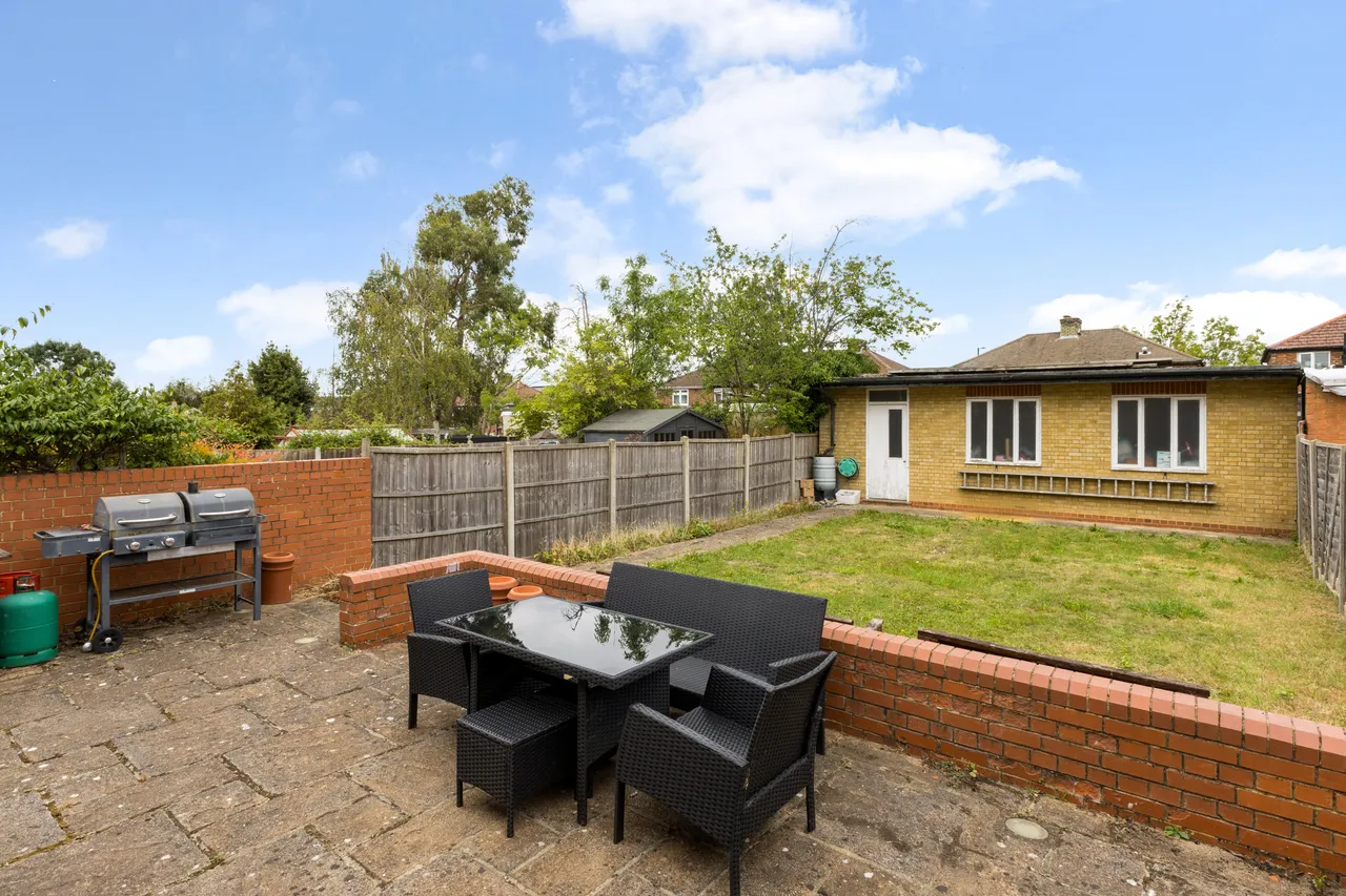 Peareswood Gardens, Stanmore, HA7, photo 10